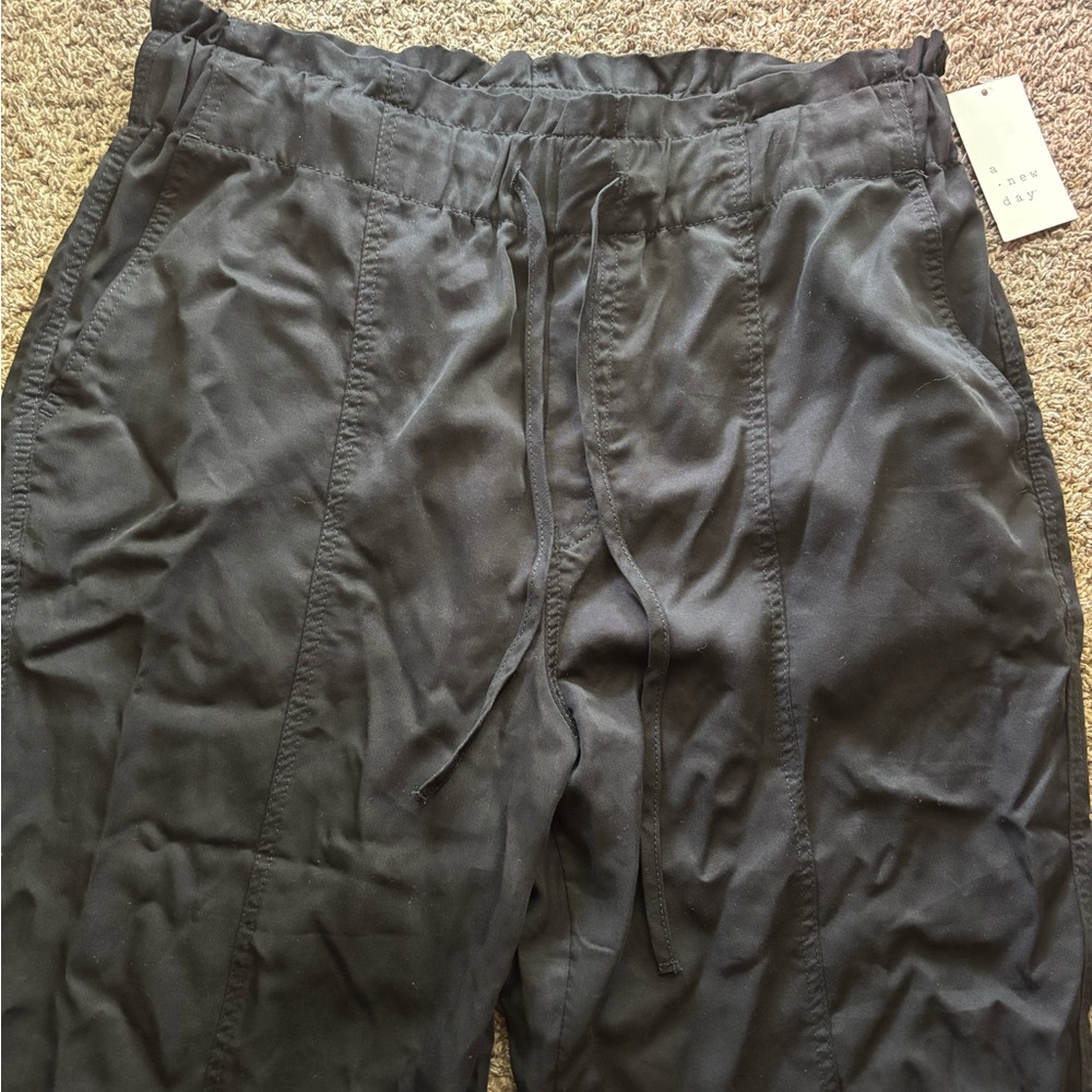 A new day paper bag pant